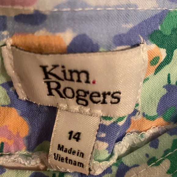 Kim Rogers. Women’s Long Shorts. Tropical/Scenery. Size 14. - Picture 5 of 5